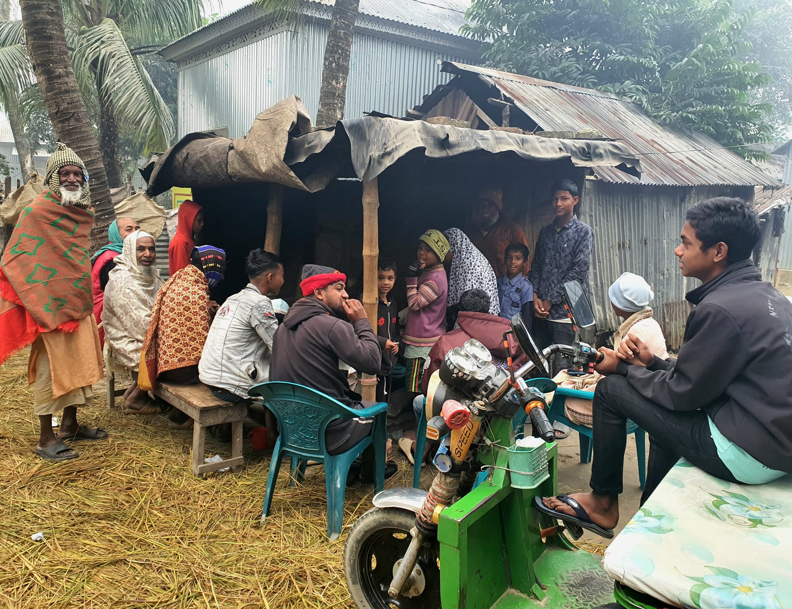 নিম্নমানের চায়ে সয়লাব হাওর অঞ্চল